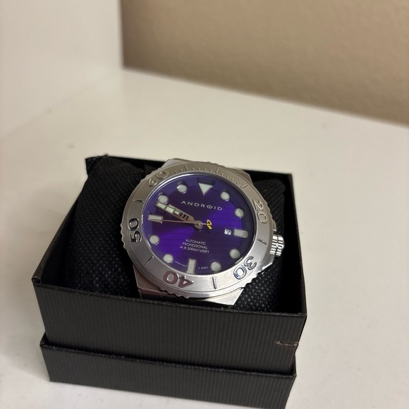 Android Automatic Dive Watch Purple Dial500mStainless Steel